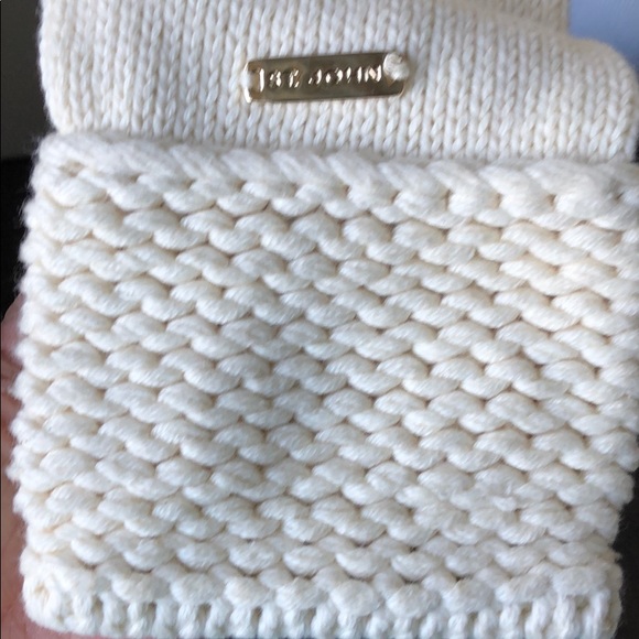 St John cream coloured sweater - Picture 4 of 6